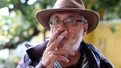 El poeta y activista menciona que es momento de obligar al actual gobierno a realizar una verdadera política de justicia