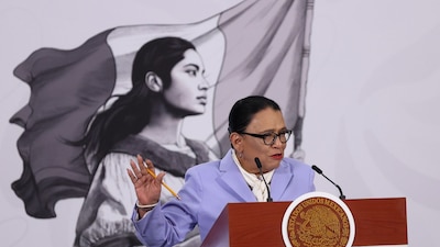 CIUDAD DE MÉXICO, 17ABRIL2026.- Rosa Icela Rodríguez, secretaria de Gobernación, encabezó la conferencia Mañanera del Pueblo (en representación de la presidenta Claudia Sheinbaum Pardo) en la que se anuncio la creación de la Ley Federal de Cine y el Audiovisual.
FOTO: GALO CAÑAS/CUARTOSURO.COM
