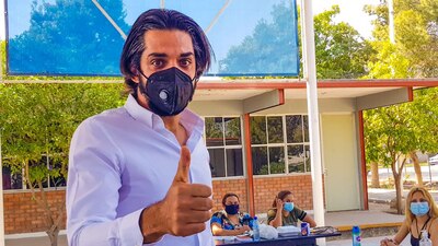 Es candidato de Morena a diputado federal por Torreón, Coahuila