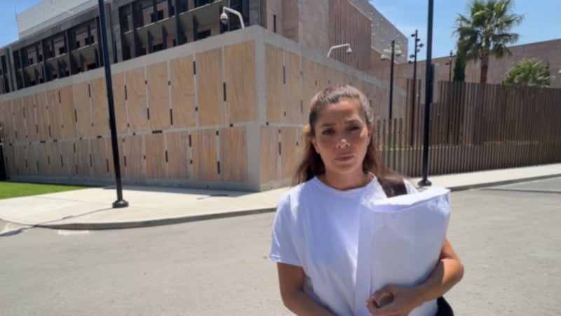 Hija de Ernesto Ruffo pide protección en la Embajada de EU por presunto hostigamiento