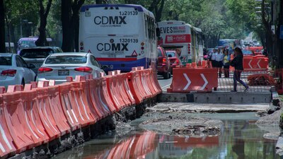 Las obras de la línea 7 del Metrobús se mantienen suspendidas desde Paseo de la Reforma esquina con Auditorio hasta la Fuente de Petróleos