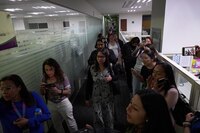 Empleados del Inai protestan por indemnizaciones, previo a la extinción del órgano