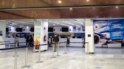 Los trabajadores de Interjet exigen solución al conflicto laboral