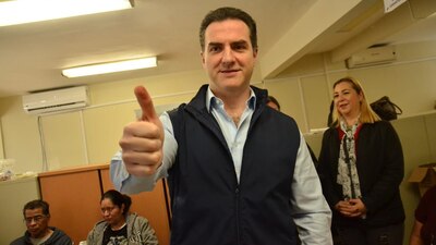 El priista Adrián de la Garza se quedó con la alcaldía de Monterrey