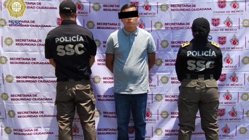 Policías detienen a Alberto ‘N’, operador principal de ‘El Cabezón’ de La Unión Tepito en CDMX