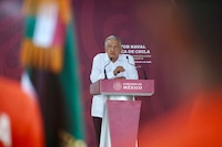 AMLO reaparece en redes sociales para pedir donaciones para el pueblo de Cuba