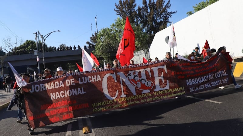CNTE alista bloqueo en Paseo de la Reforma y Bucareli en su segundo día de paro nacional