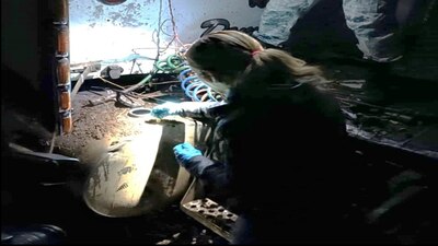 Los militares confirmaron que el vehículo transportaba 300 litros de probable metanfetamina