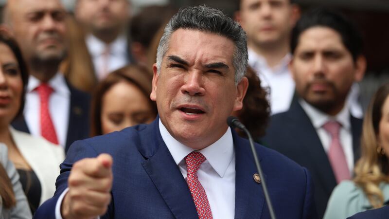 “Se les acabó el tiempo”: Alito Moreno critica tensiones internas y escándalos en Morena