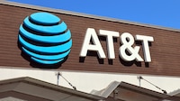 Grupo Televisa y Fintech anuncian compra de AT&T México por 2 mmdd