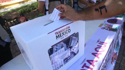 Esta fue la segunda ocasión en que el gobierno electo pidió su opinión a los ciudadanos