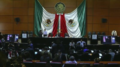 Sesión de la Comisión de Puntos Constitucionales de la Cámara de Diputados