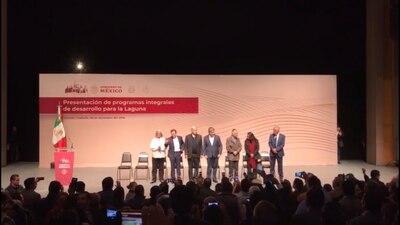 El presidente pidió a los asistentes evitar los gritos de "fuera el PRI"