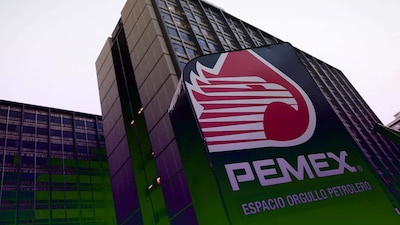 Moody's Ratings advierte que la petrolera mantendrá altas necesidades financieras y un flujo de caja negativo en los próximos años