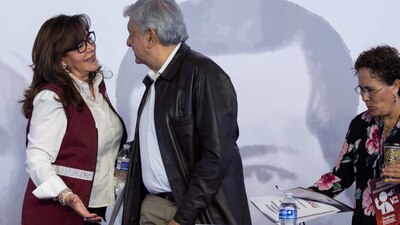 Yeidckol Polevnsy se quedará hasta noviembre de 2019 como líder nacional del partido que fundó AMLO