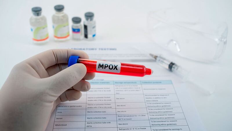 OMS alerta por más brotes de mpox fuera de África; España el país más afectado