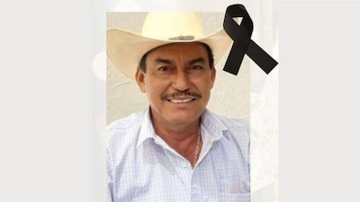 Era también esposo de la síndica única del ayuntamiento de San Juan Evangelista, Eloísa Zetina