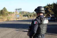 Enfrentamientos en Tingüindín y Apatzingán, en Michoacán dejan 2 policías muertos