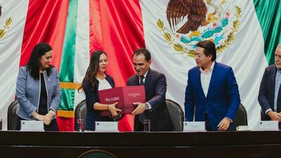 Este domingo, Arturo Herrera, titular de Hacienda, entregó el Paquete Económico para 2020