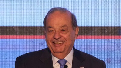 El empresario señaló que una vez que los estudiantes terminan sus carreras deben incorporarse al mercado laboral