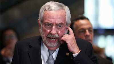 El primero periodo de Graue comenzó el 6 de noviembre de 2015