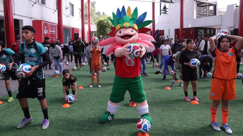 CDMX presenta su mascota rumbo al Mundial 2026