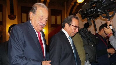 El empresario confía en que el proyecto de infraestructura de AMLO traerá empleos y detonará la economía
