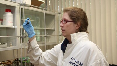 Ella ha estudiado la reducción en las emisiones del CO2