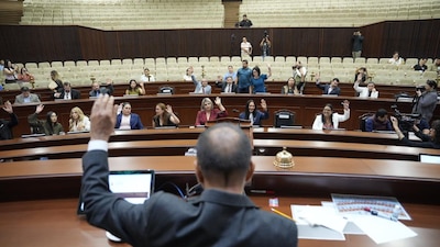 Sinaloa castigará hasta con 20 años de prisión el reclutamiento de menores por grupos delictivos