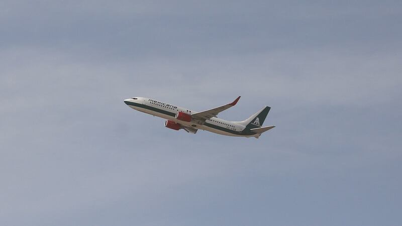 EU amenaza con limitar vuelos de México por restricciones aéreas