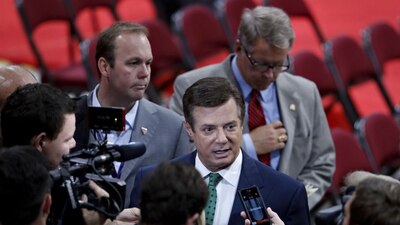 Paul Manafort fue acusado por autoridades de EU de trabajar con rusos para intervenir en las elecciones presidenciales