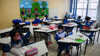 En caso de que se llevara a presentar un caso habría suspensión de actividades en el plantel