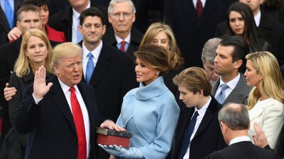 Donald Trump fue recibido en la Casa Blanca por su antecesor, Barack Obama, así como las esposas de ambos