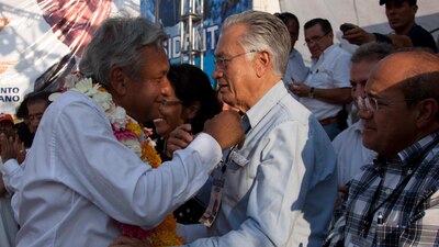 El rechazo a las reformas energéticas de Fox, Calderón y Peña unió sus caminos.