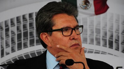 El senador aseguró que verá la manera de que este grupo se conforme de manera legal en el Senado