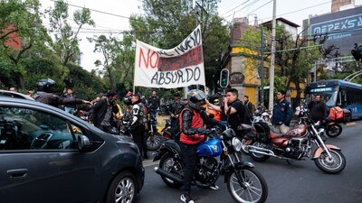 Motociclistas realizaron protestas y cierres contra las medidas propuestas por la Semovi