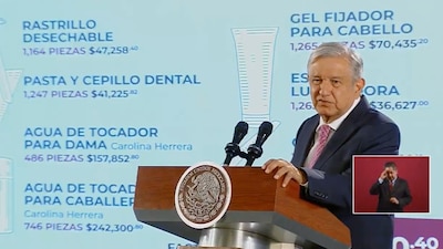 AMLO presentó ejemplos del gasto excesivo en viajes por avión que hubo en el gobierno de Peña Nieto