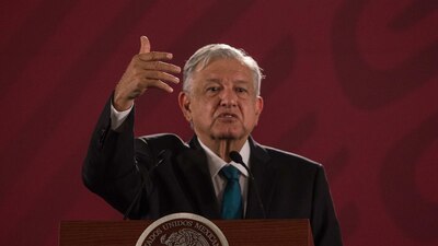 El mandatario dijo que no hay razón para las manifestaciones de los policías