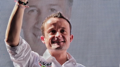 Mikel Arriola aprovechó una reunión que tuvo con priistas para expresar su amor por Meade