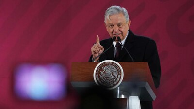 AMLO dijo que no cederá ante las presiones de grupos que se roban la gasolina