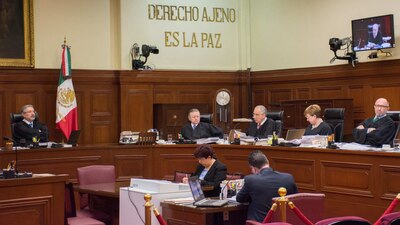 Un cuarto de millón cuesta solo la limpieza de las togas de los ministros