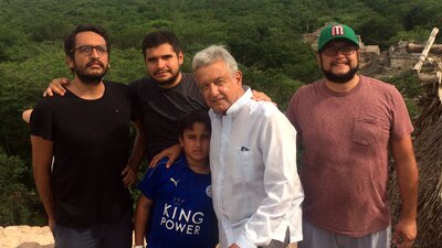 De izquierda a derecha: Andrés Manuel Jr, Gonzalo, Jesús Ernesto y José Ramón