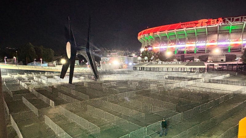 ¿Qué tan larga será la fila? Así se ven las vallas para ingresar al Estadio Azteca