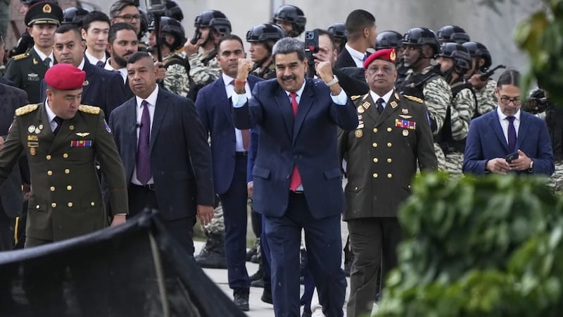 Maduro pide diálogo a EU para evitar conflictos; Trump ordena derribar aviones venezolanos