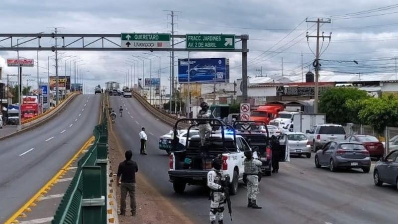 Ataque armado contra elementos de la Guardia Nacional deja a 1 uniformado muerto en Celaya
