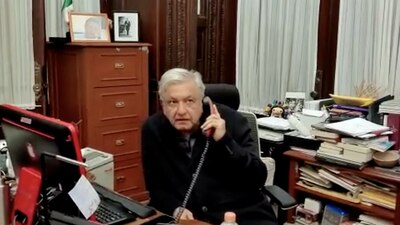 El presidente indicó que su asistente lleva muchos trámites