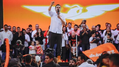 Se dijo sorprendido por la campaña en su contra