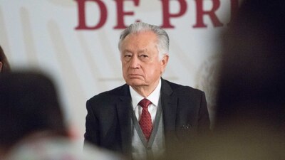 La SFP indicó que no hubo injerencia de Bartlett en alguna de las empresas por las que se le investigó