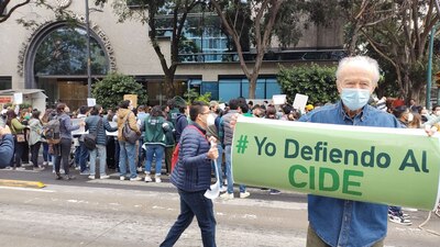 Estudiantes y académicos desconocen al nuevo director de la institución