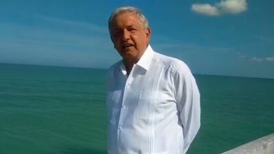 López Obrador se encuentra de gira de precampaña en el sureste del país